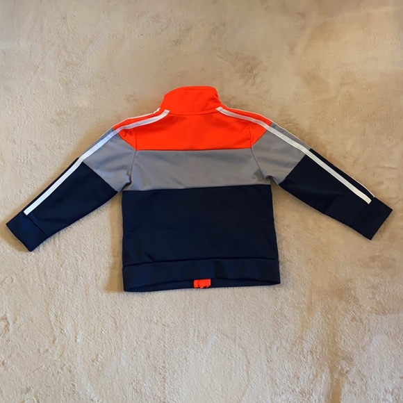 Adidas Boys Outfit Size 2T - Picture 3 of 7